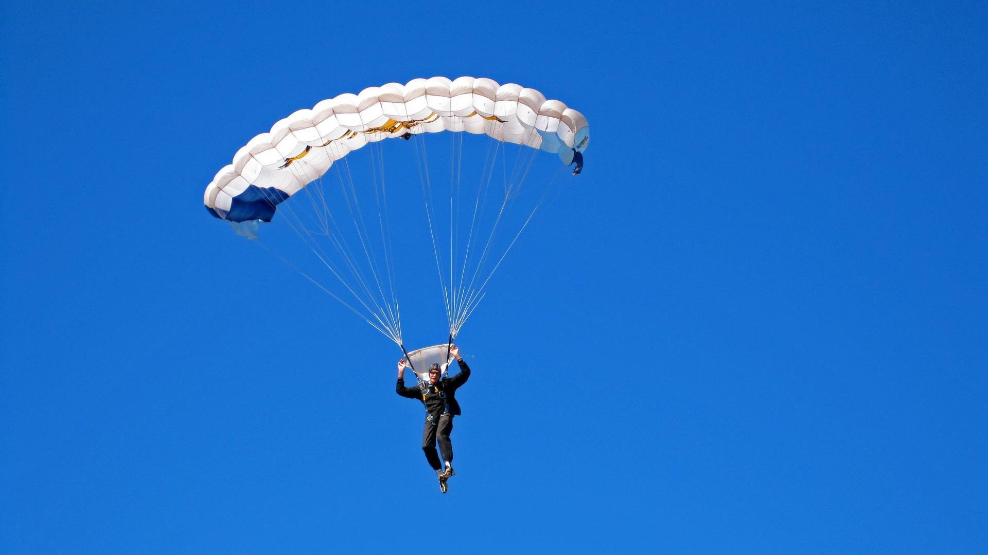 哈兰德在IG比赛中败北，赛况扑朔迷离引发热议！